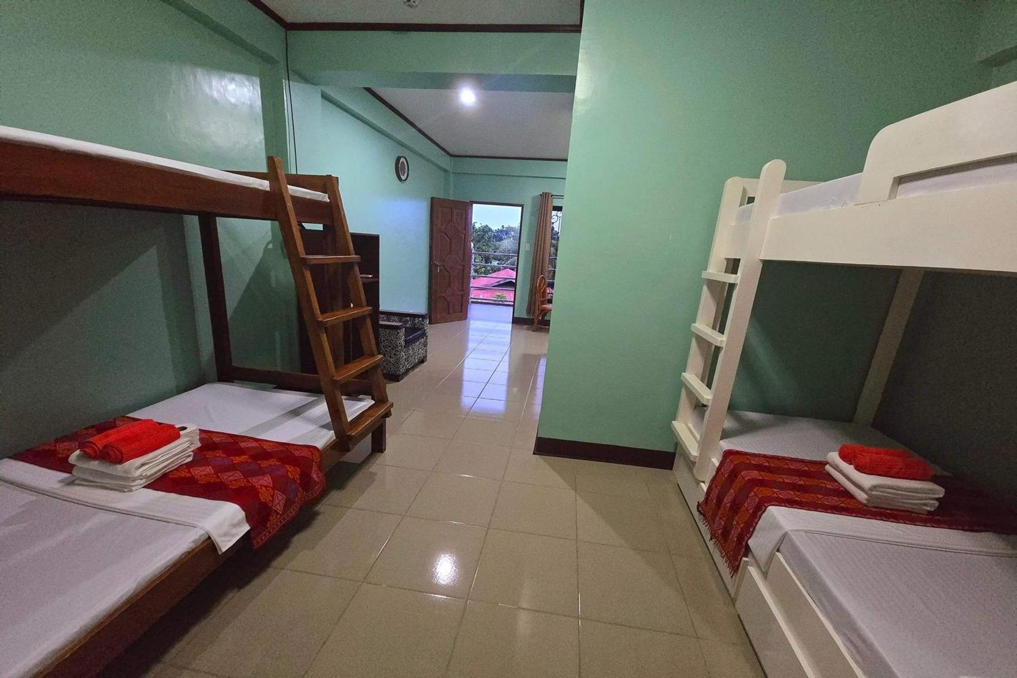 Nober Pension House City Center Puerto Princesa Bagian luar foto