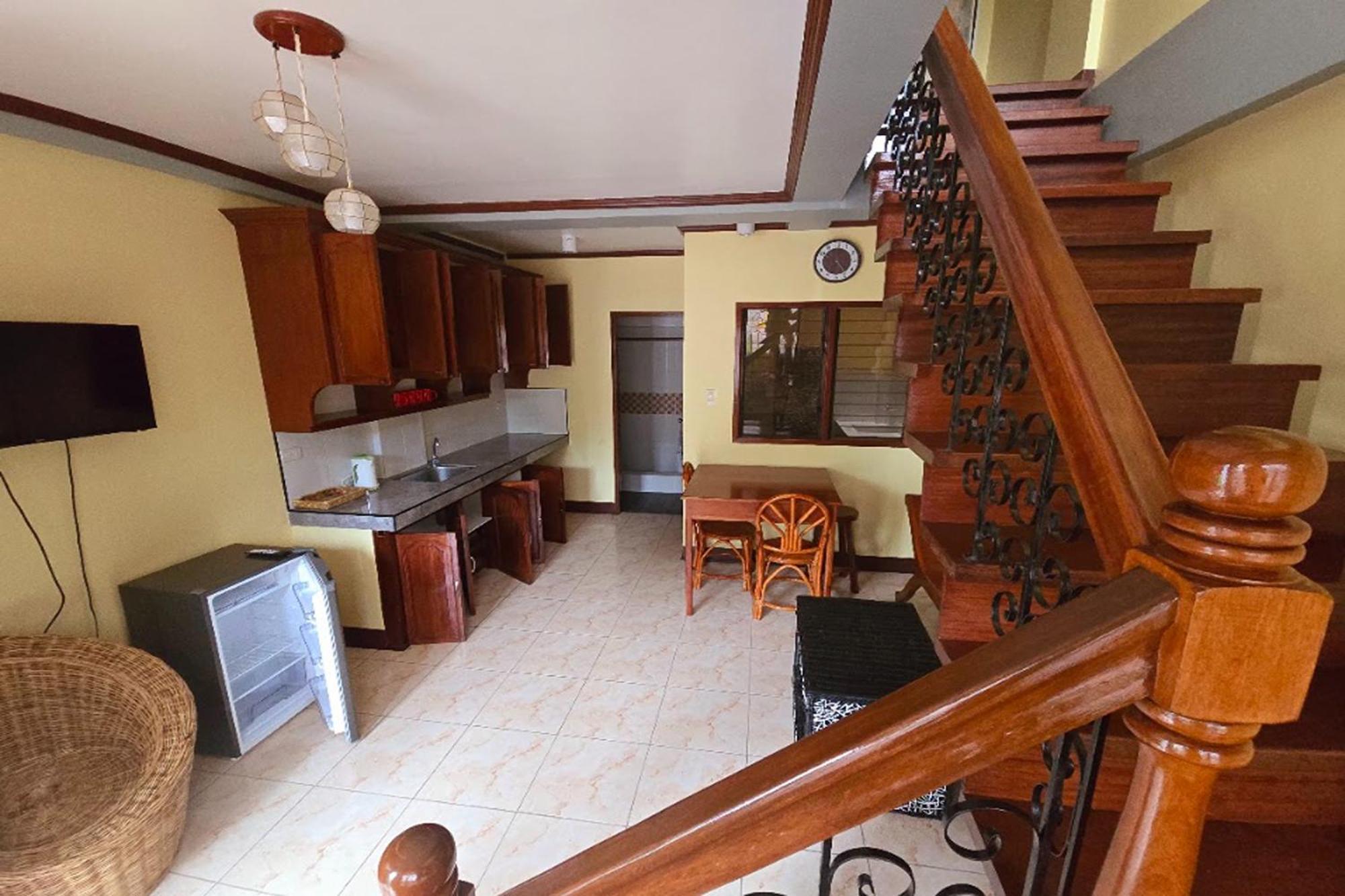 Nober Pension House City Center Puerto Princesa Bagian luar foto